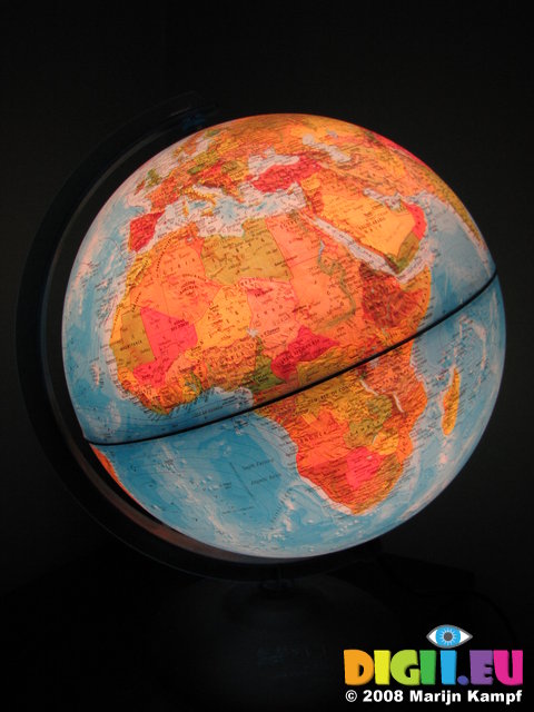 SX00070 Lit-up globe Africa and Europe